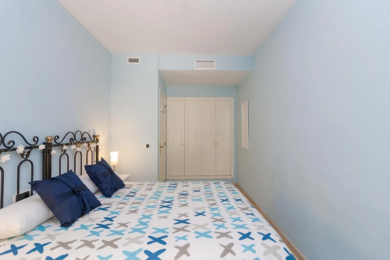 Apartment Blumarine Las Arenas De Marbella Canovas Spain