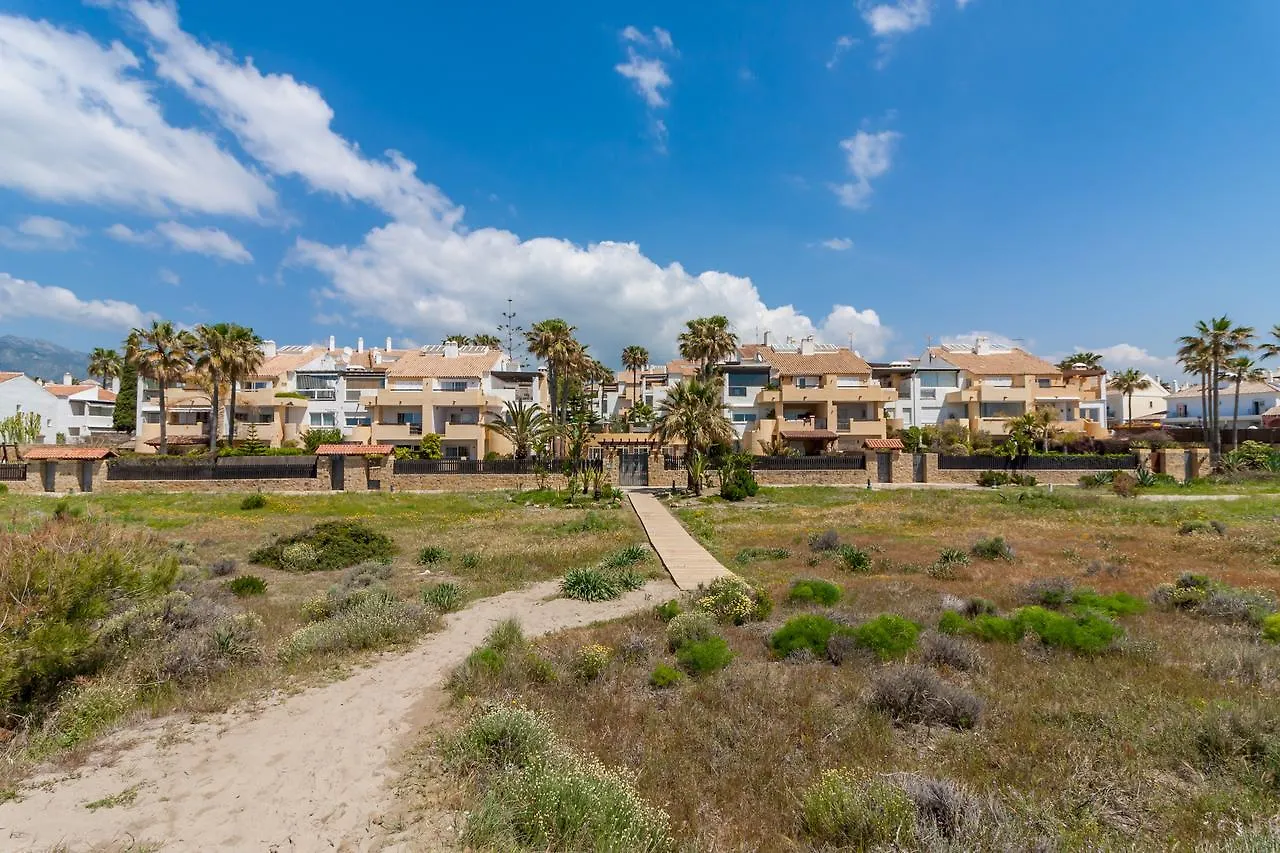 Blumarine Las Arenas De Marbella Canovas Apartment