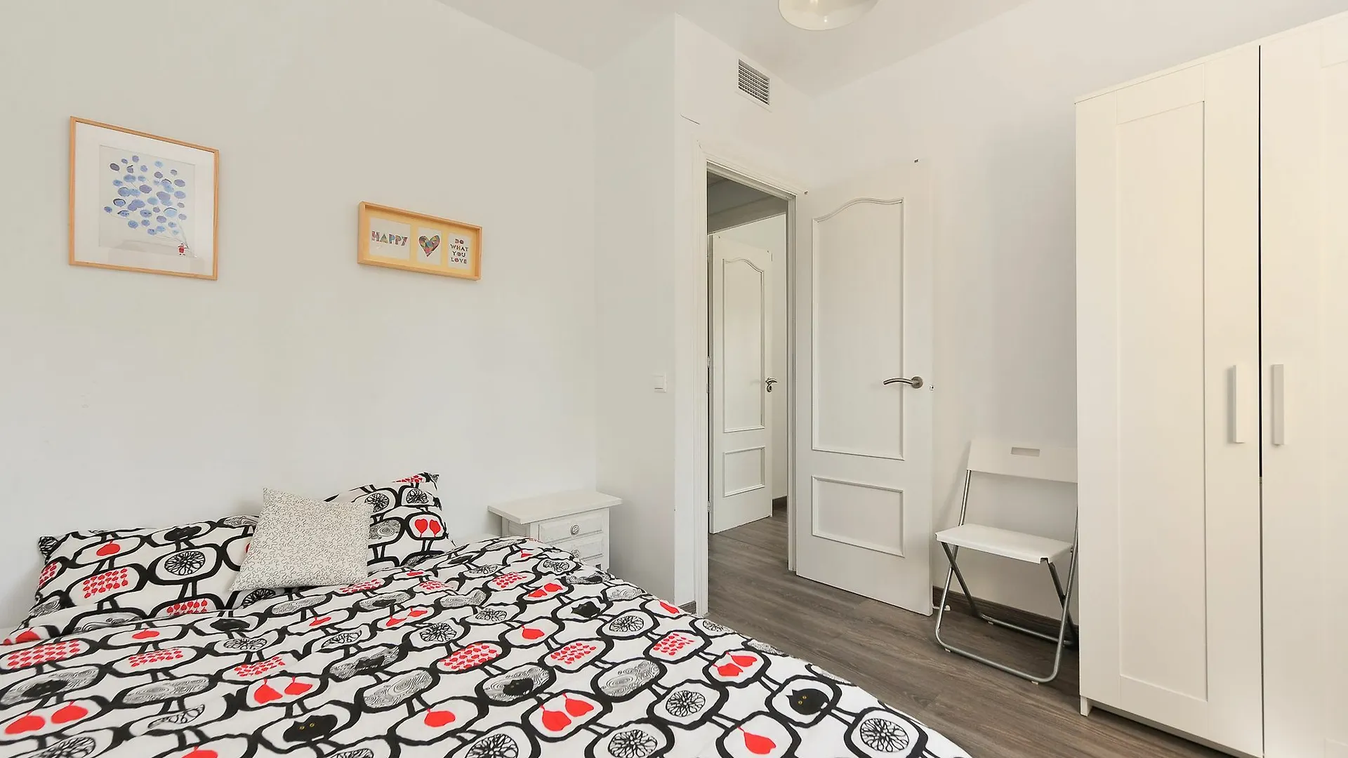 Blumarine Las Arenas De Marbella Canovas Apartment